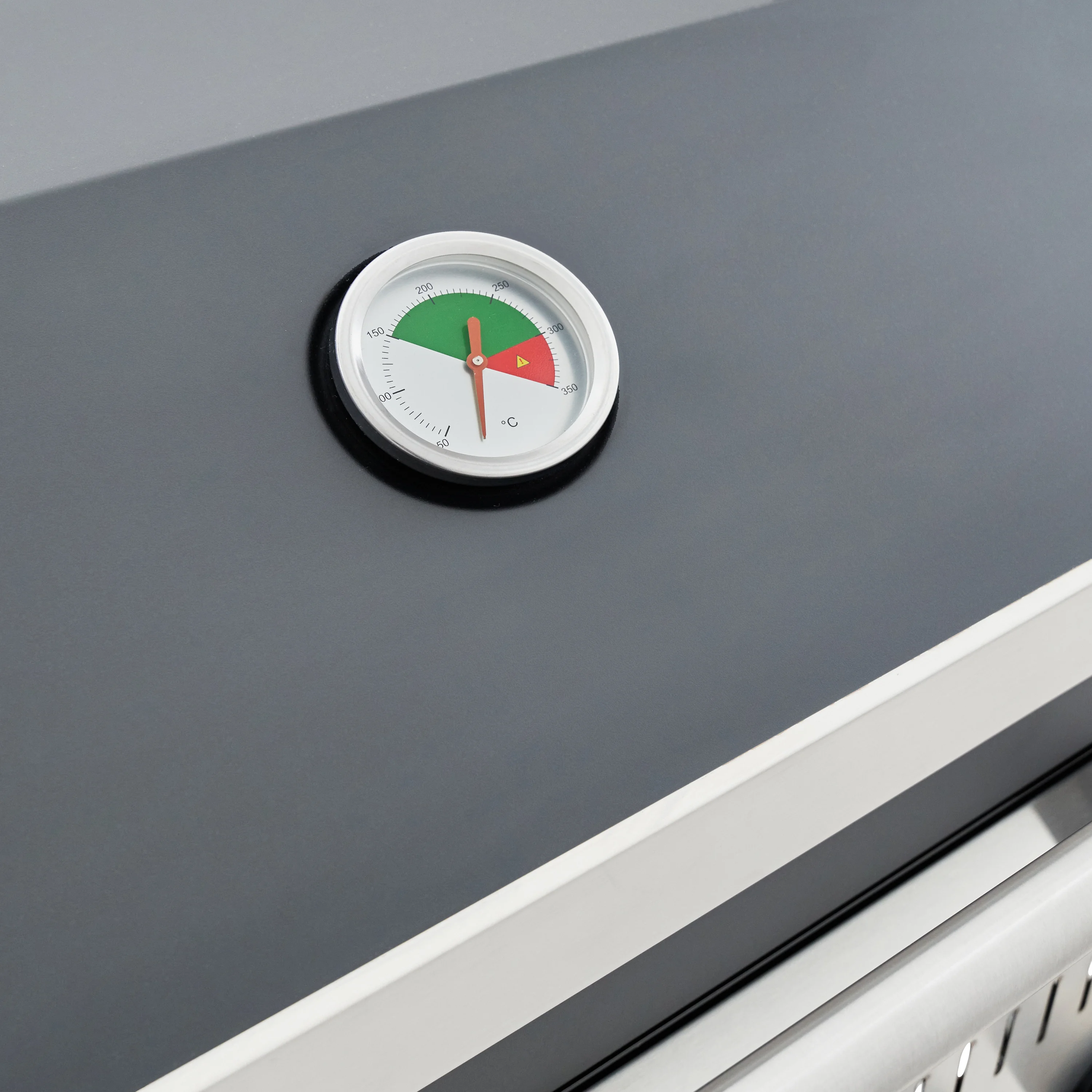 Barbacoa de Gas C500 4+1B – 5 Quemadores 13 kW para 6-10 Personas